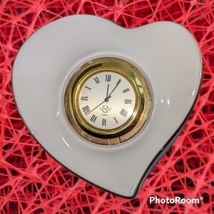 𝅺Vintage Lenox heart clock EUC